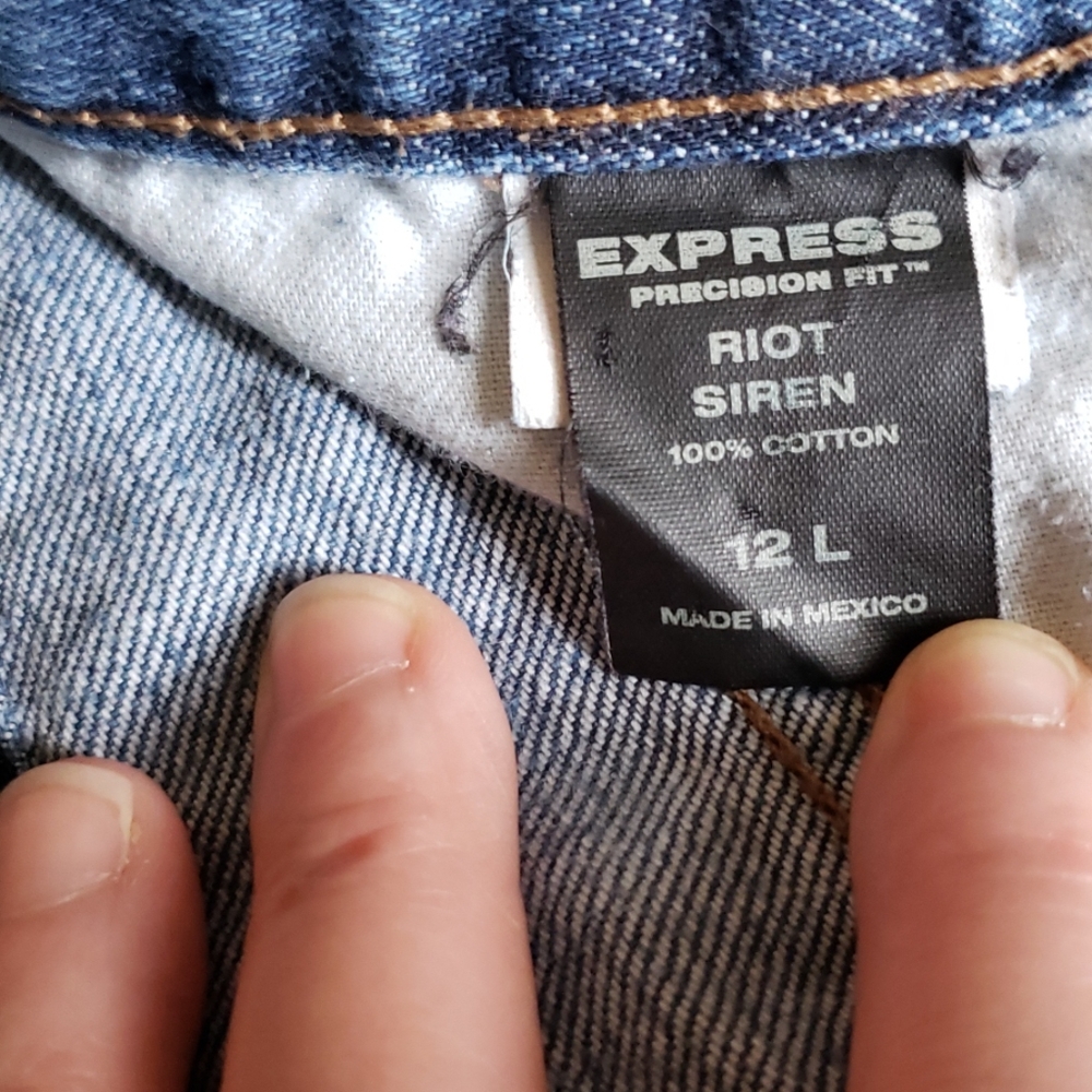 Express Jeans - Picture 4 of 6